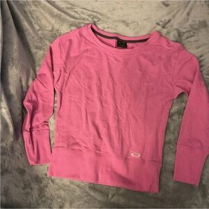 Oakley Women's Crew Neck Sweater in Vibrant Pink
